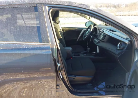 2018 Toyota Rav4 Le из США, поврежденный, VIN JTMBFREV4JJ748892